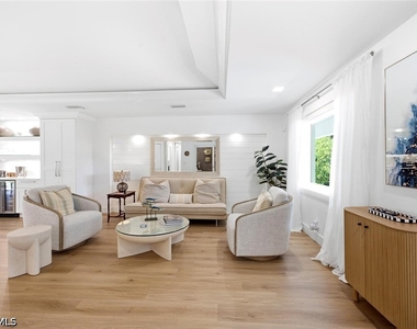 1274 Pine Court - Photo Thumbnail 3