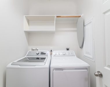 27 Gilmore Grove Place - Photo Thumbnail 36