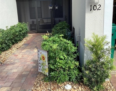 5710 Mayflower Way - Photo Thumbnail 5