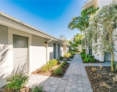 6082 National Boulevard - Photo Thumbnail 24