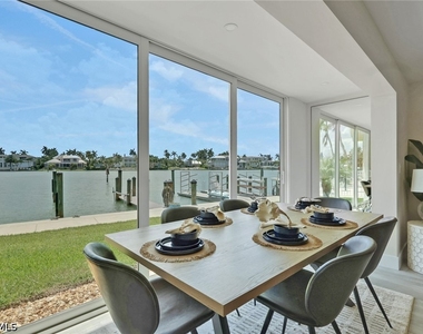 2500 Gulf Shore Boulevard N - Photo Thumbnail 15