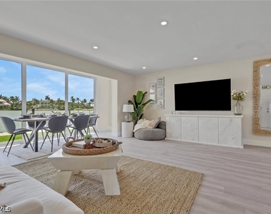 2500 Gulf Shore Boulevard N - Photo Thumbnail 11
