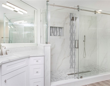 6225 Bellerive Avenue - Photo Thumbnail 11