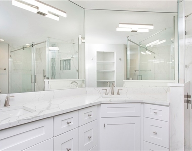 6225 Bellerive Avenue - Photo Thumbnail 12