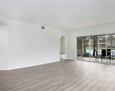 6225 Bellerive Avenue - Photo Thumbnail 5
