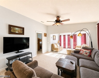 4907 Lasqueti Way - Photo Thumbnail 10