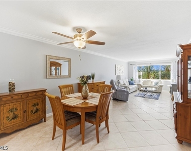 1010 Manatee Road - Photo Thumbnail 2