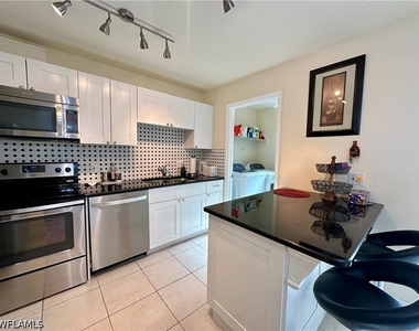 788 Park Shore Drive - Photo Thumbnail 8