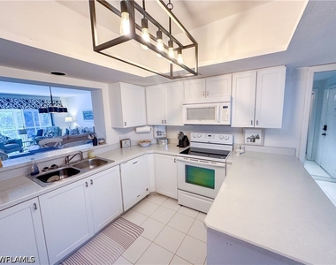 4240 Lake Forest Drive - Photo Thumbnail 26