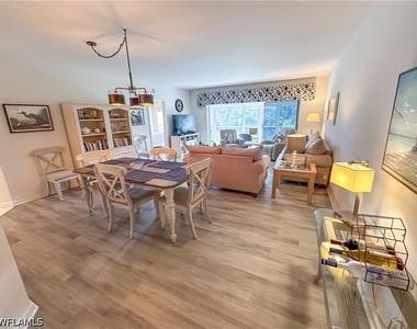 4240 Lake Forest Drive - Photo Thumbnail 3