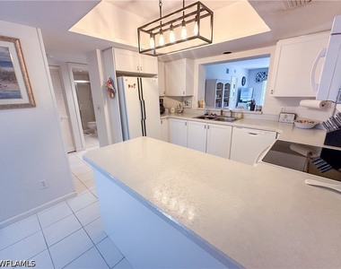 4240 Lake Forest Drive - Photo Thumbnail 21