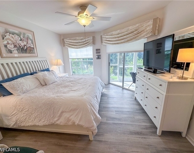 4240 Lake Forest Drive - Photo Thumbnail 18