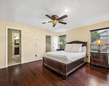963 Althea Drive - Photo Thumbnail 8