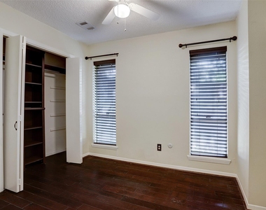 963 Althea Drive - Photo Thumbnail 14