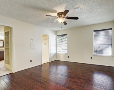 963 Althea Drive - Photo Thumbnail 9