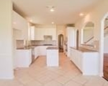 10019 Heron Meadows Drive - Photo Thumbnail 6