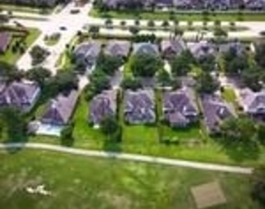 10019 Heron Meadows Drive - Photo Thumbnail 1
