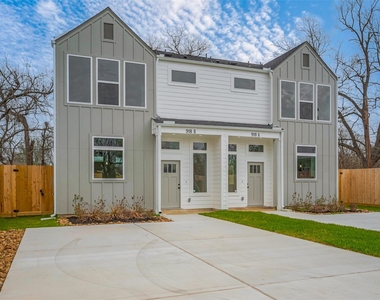 918 Saint Clair Street - Photo Thumbnail 2