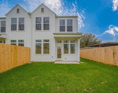 918 Saint Clair Street - Photo Thumbnail 34