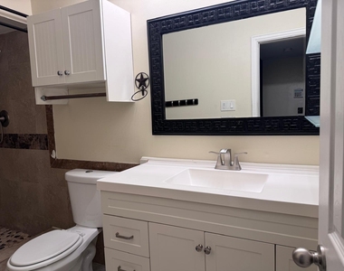 15602 Camino Del Sol Drive - Photo Thumbnail 16