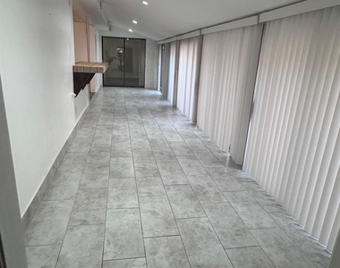 15602 Camino Del Sol Drive - Photo Thumbnail 10