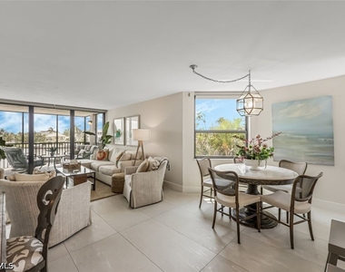 10562 Gulf Shore Drive - Photo Thumbnail 8