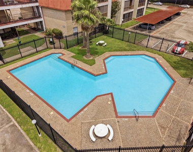 10110 Forum West Dr - Photo Thumbnail 20
