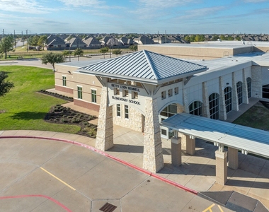9422 Pecos Pass Court - Photo Thumbnail 48