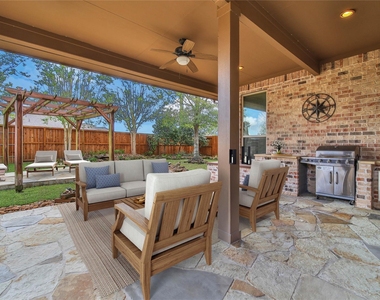 9422 Pecos Pass Court - Photo Thumbnail 26