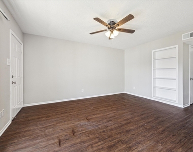201 Emerson Street - Photo Thumbnail 1