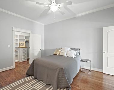 2802 Morrison Street - Photo Thumbnail 8