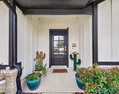12707 Gabrial Drive - Photo Thumbnail 2