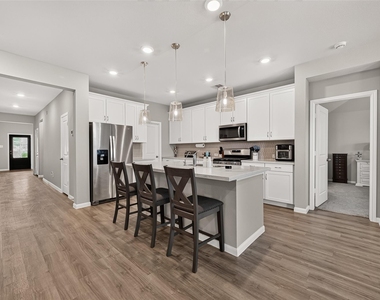 12707 Gabrial Drive - Photo Thumbnail 4