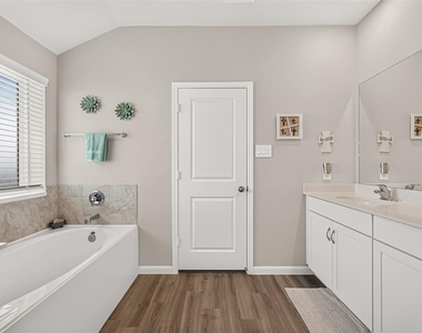 12707 Gabrial Drive - Photo Thumbnail 18