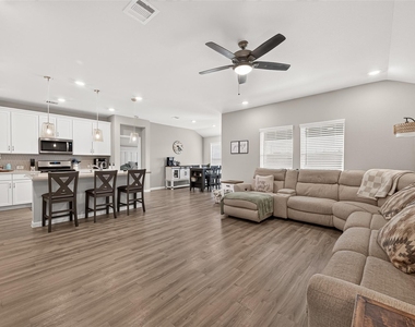 12707 Gabrial Drive - Photo Thumbnail 6