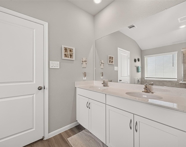 12707 Gabrial Drive - Photo Thumbnail 9