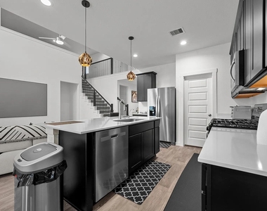 2720 Willow Gulch Way - Photo Thumbnail 12