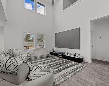 2720 Willow Gulch Way - Photo Thumbnail 17