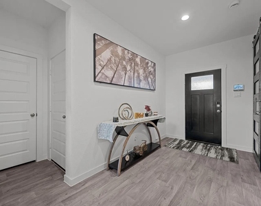 2720 Willow Gulch Way - Photo Thumbnail 7