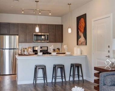 3530 West 12th Street - Photo Thumbnail 13