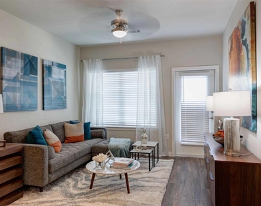 3530 West 12th Street - Photo Thumbnail 2