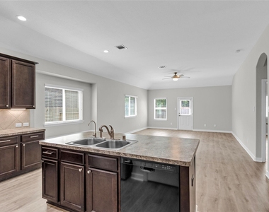 1510 Bella Garden Court - Photo Thumbnail 6