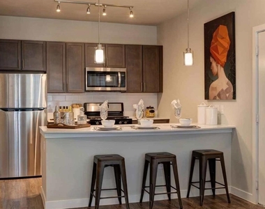 3530 West 12th Street - Photo Thumbnail 3