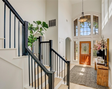 11703 Wickhollow Lane - Photo Thumbnail 4