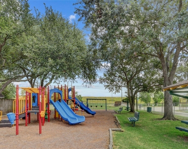 11703 Wickhollow Lane - Photo Thumbnail 33