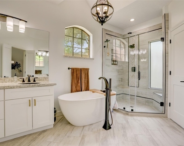 11703 Wickhollow Lane - Photo Thumbnail 16