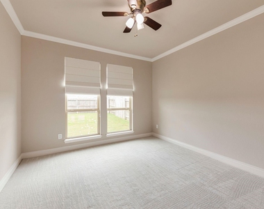 4123 Abigail Way - Photo Thumbnail 20