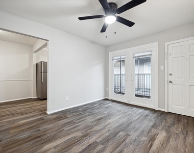 2202 Park Street - Photo Thumbnail 1