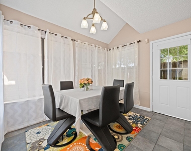 8629 Kinghaven Street - Photo Thumbnail 15
