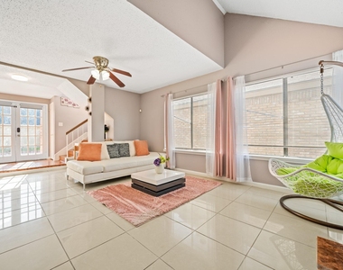 8629 Kinghaven Street - Photo Thumbnail 5
